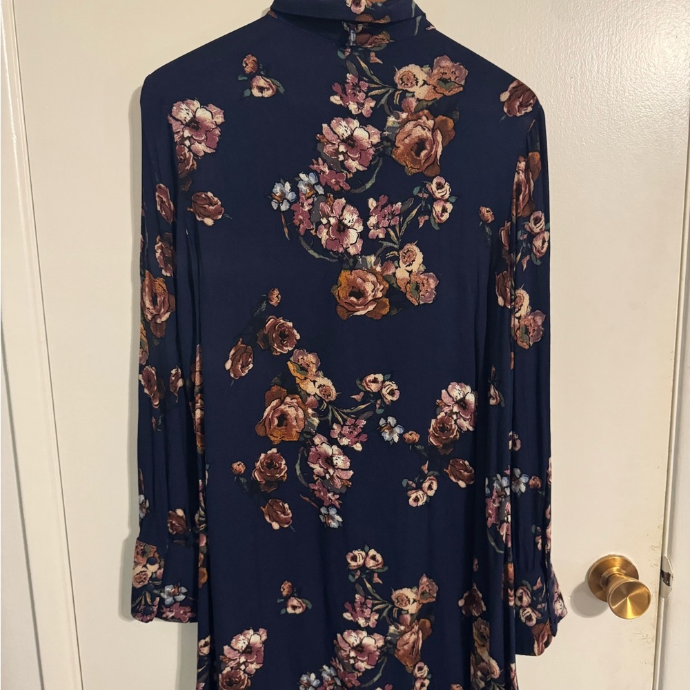Navy Floral Long Sleeve Blouse - Picture 3 of 12